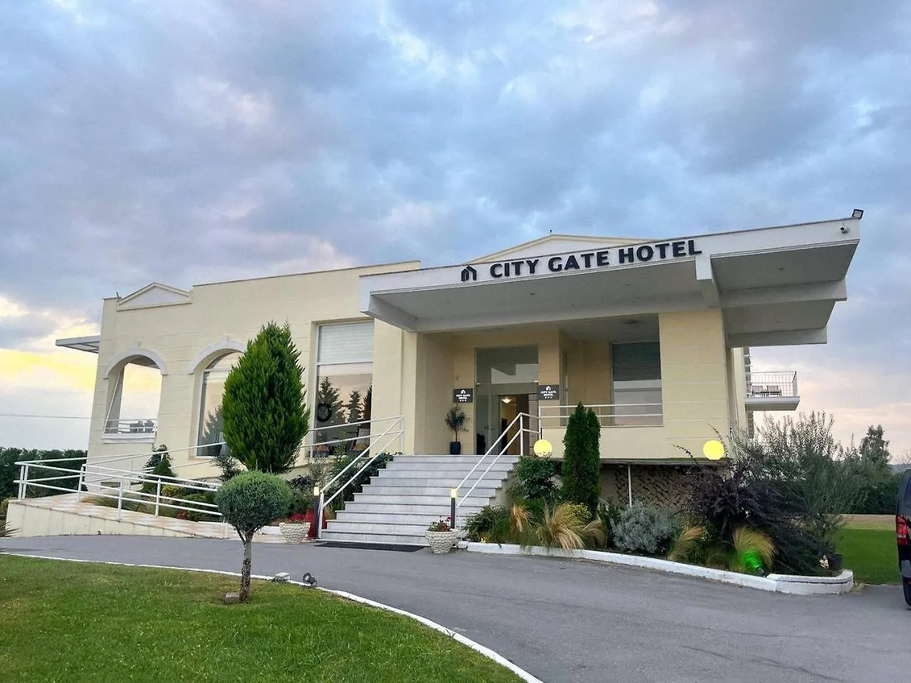 ***  City Gate Hotel Airport סלוניקי יוון